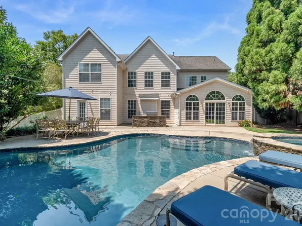 1107 Boulder Ct, Waxhaw, NC 28173
