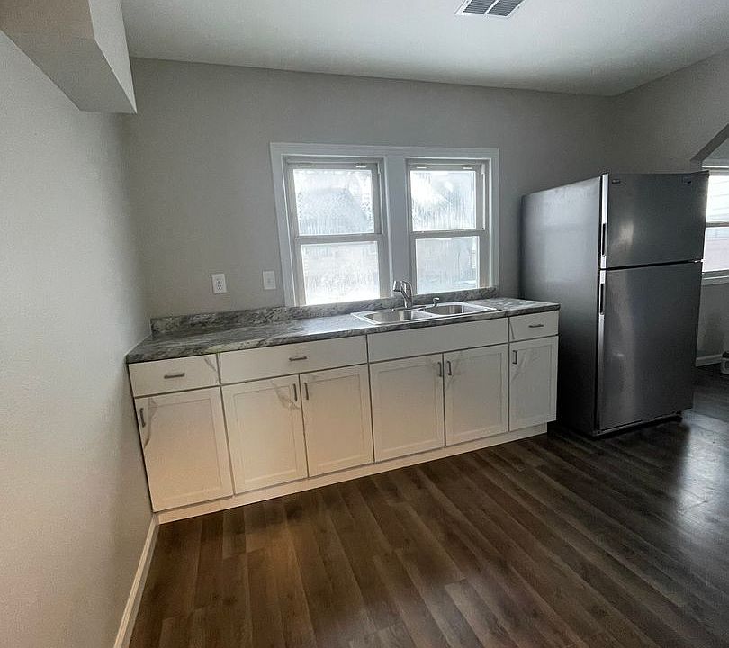 1st image of 335 Eldora Rd