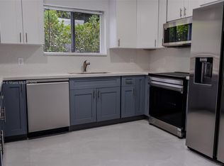 2227 SW 17th St, Miami, FL 33145