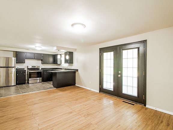 5th image of 1706 W Loveland Ave