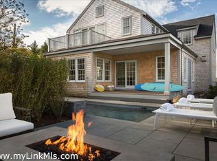 6 New Ln, Nantucket, MA 02554