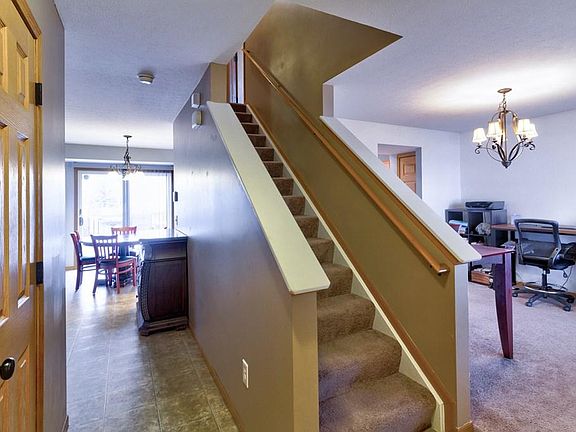 4th image of 5640 Larksdale Dr