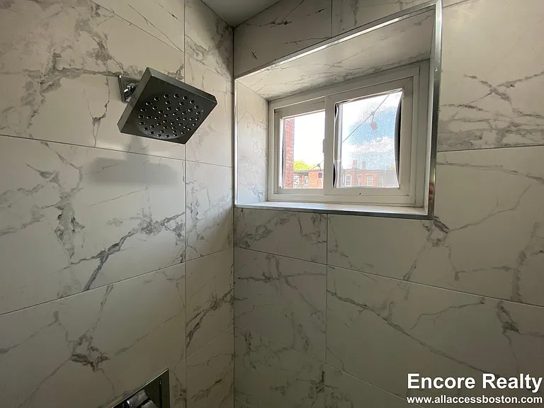 7-9 Strathmore Rd #3 — Photo 12