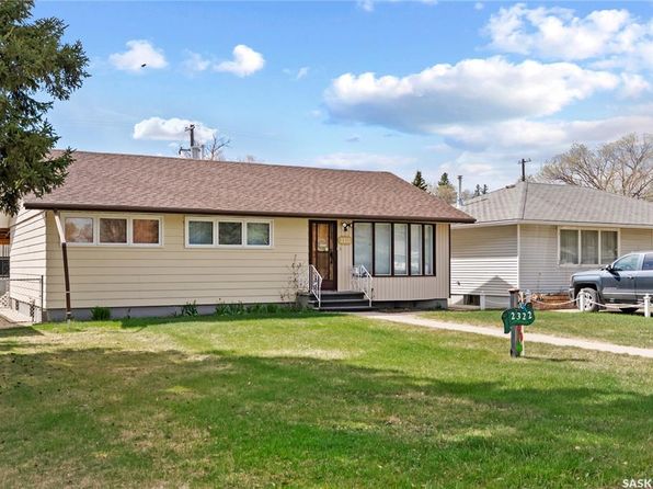 2322 Lansdowne AVENUE, Saskatoon, SK S7J 1G9