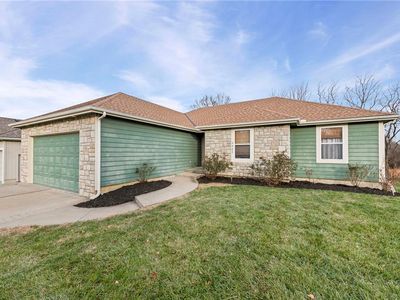4923 Parkway Dr, Leavenworth, KS, 66048