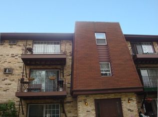 7009 Oconnell Dr #303, Chicago Ridge, IL 60415