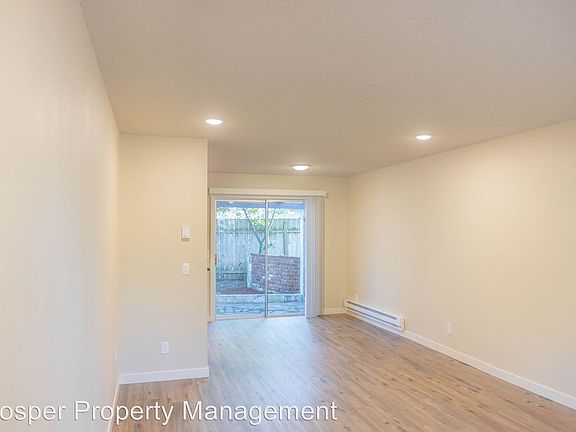 4th image of 5713 64th St W #5715