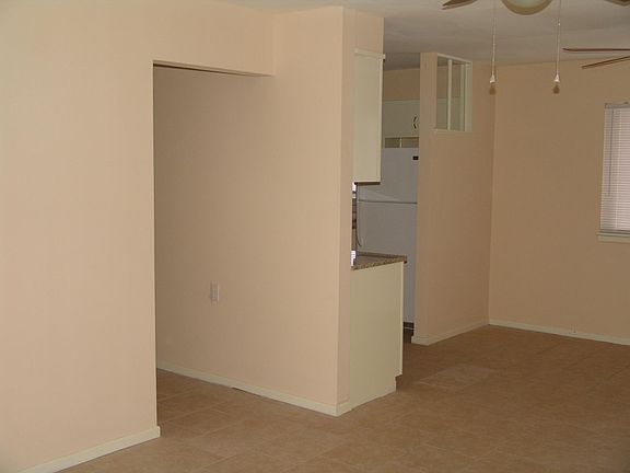 3rd image of 2342 Yorktown Dr