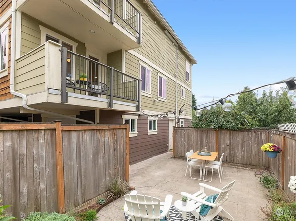 912 SW Elmgrove Street, Seattle, WA 98106