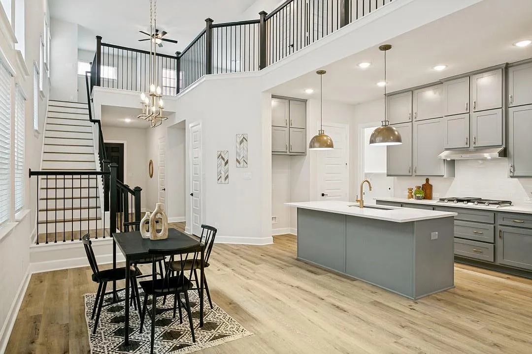 4 bed, 3.5 bath, 3163 sqft, $3,599 — Photo 3