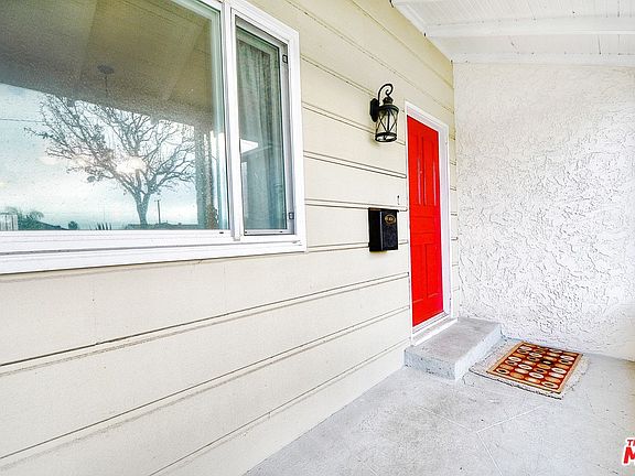 3rd image of 8808 S 10th Ave