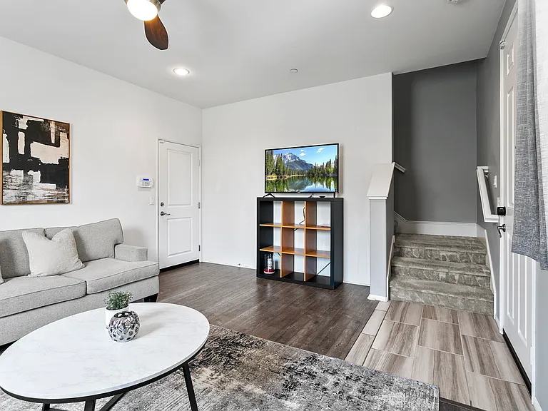 6397 Peacock Ct — Photo 7