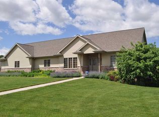 4036 Three Penny Ct, De Pere, WI 54115