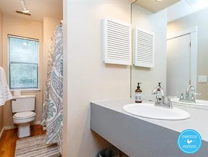 130 E Longview St #1-L — Photo 15