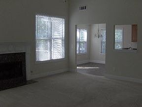 4th image of 132 Gina Dr