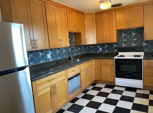 270 Van Buren Ave APT 4, Oakland, CA 94610