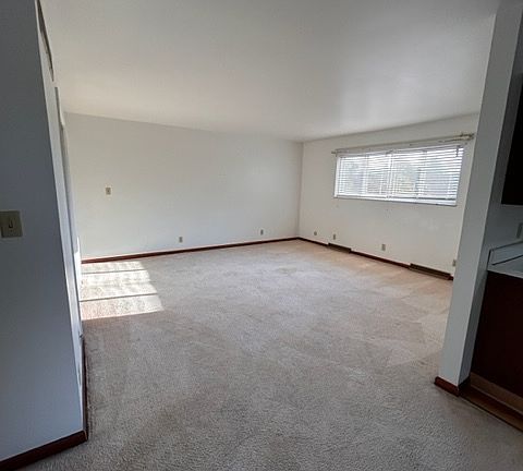 4th image of 339 Johnet Dr APT 10