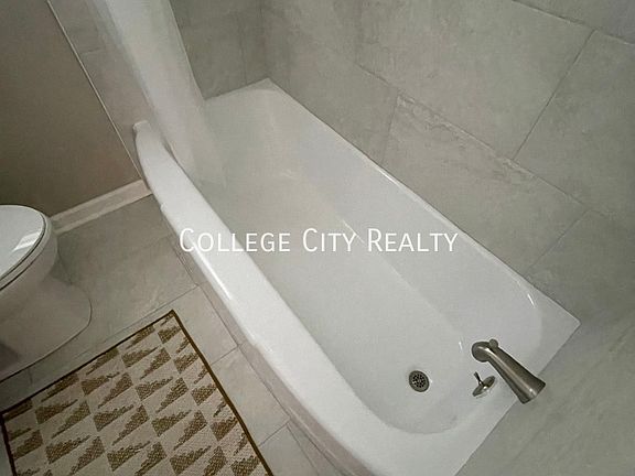 5th image of 1514 3rd Ave