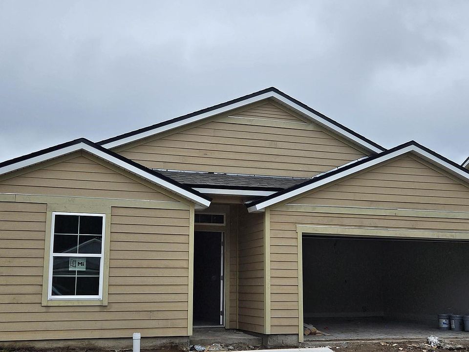 1st image of 117 Zancara St