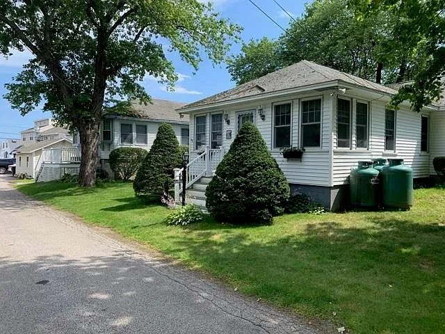 2 bed, 2.0 bath, 1483 sqft, $2,650 — Photo 2