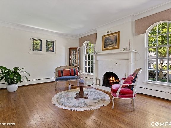 5th image of 5915 N Knox Ave