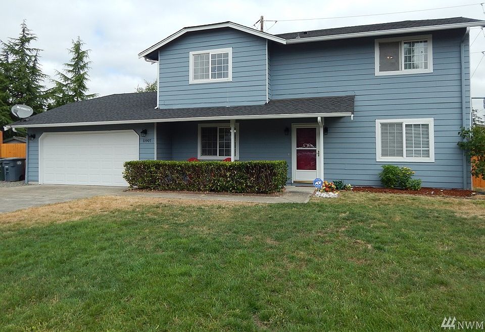 1st image of 11907 1st Avenue Ct E