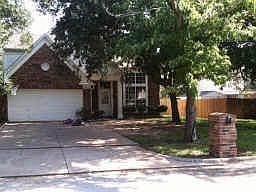 1st image of 6852 Moss Ln