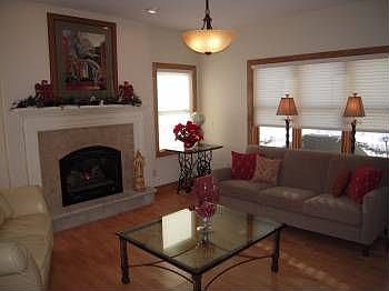 5th image of 2591 Knollwood Ct N