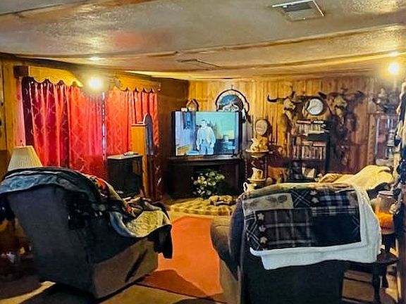 3rd image of 248 Lafever St