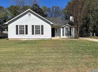 2536 Clovis Dr, Huntsville, AL 35803