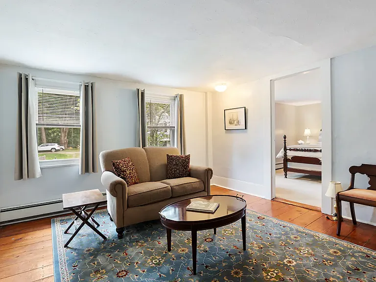 935 Bay Rd #2 — Photo 22