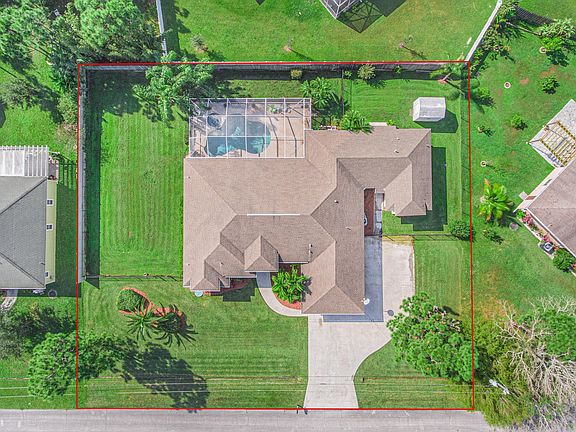 3rd image of 6560 NW Molton Cir