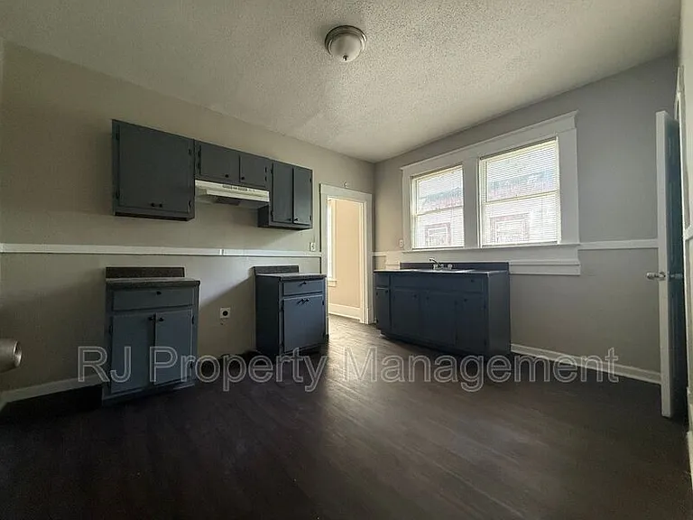 663 Lucy Ave — Photo 7