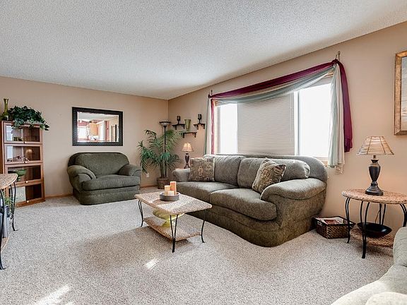 3rd image of 513 Dogwood Ave NW
