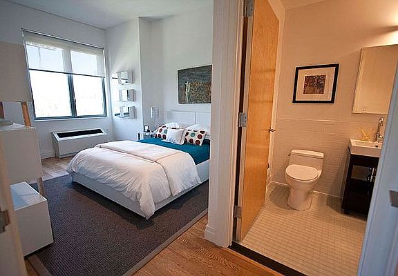 4th image of 550 W 54th St #656