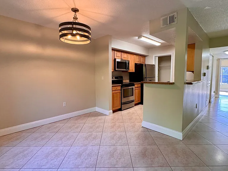 815 W Boynton Beach Blvd #10-105 — Photo 23