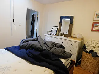 Rented by R New York