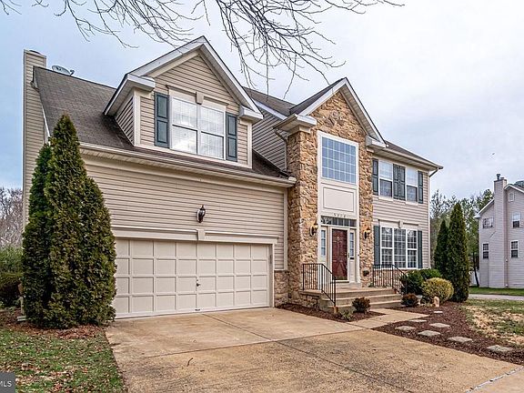 2nd image of 5318 Trumpington Ct