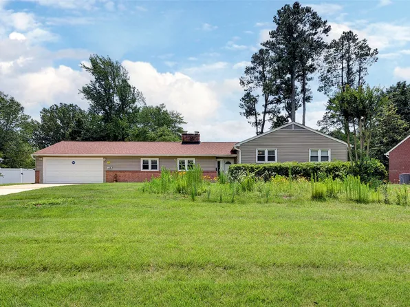 104 Charles Dillard Ln, Williamsburg, VA 23185