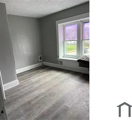 9823 Dickens Ave — Photo 12