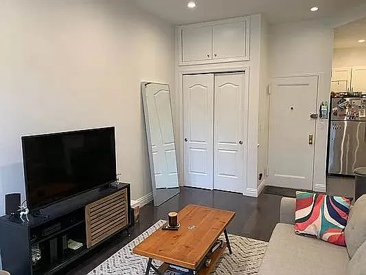 Rented by CNYC Apartments | media 33