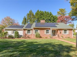 701 Yorkshire Rd, Winston Salem, NC 27106