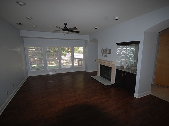 4th image of 6412 Cascada Dr