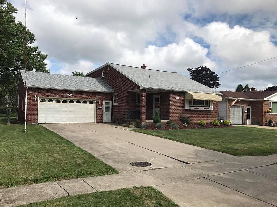 1st image of 56 Parkside Dr