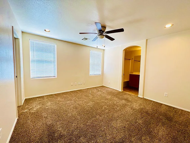 7452 Clarita Cavern St — Photo 7