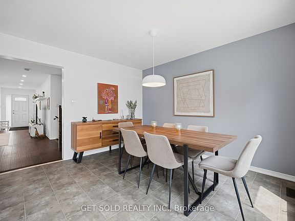 4th image of 426 Geddes Lndg