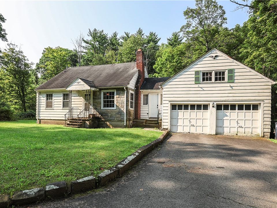 1st image of 400 Latta Brook Rd