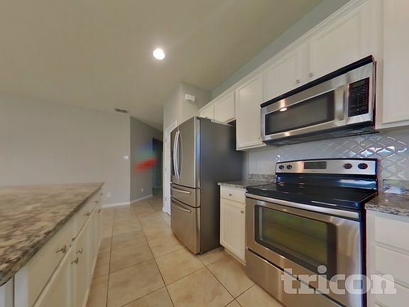 5th image of 6133 100th Ave E