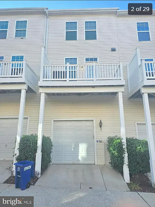 Building Photo - 700 S Macon St