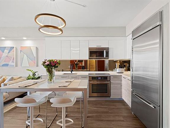 5th image of 1300 Brickell Bay Dr APT 2105